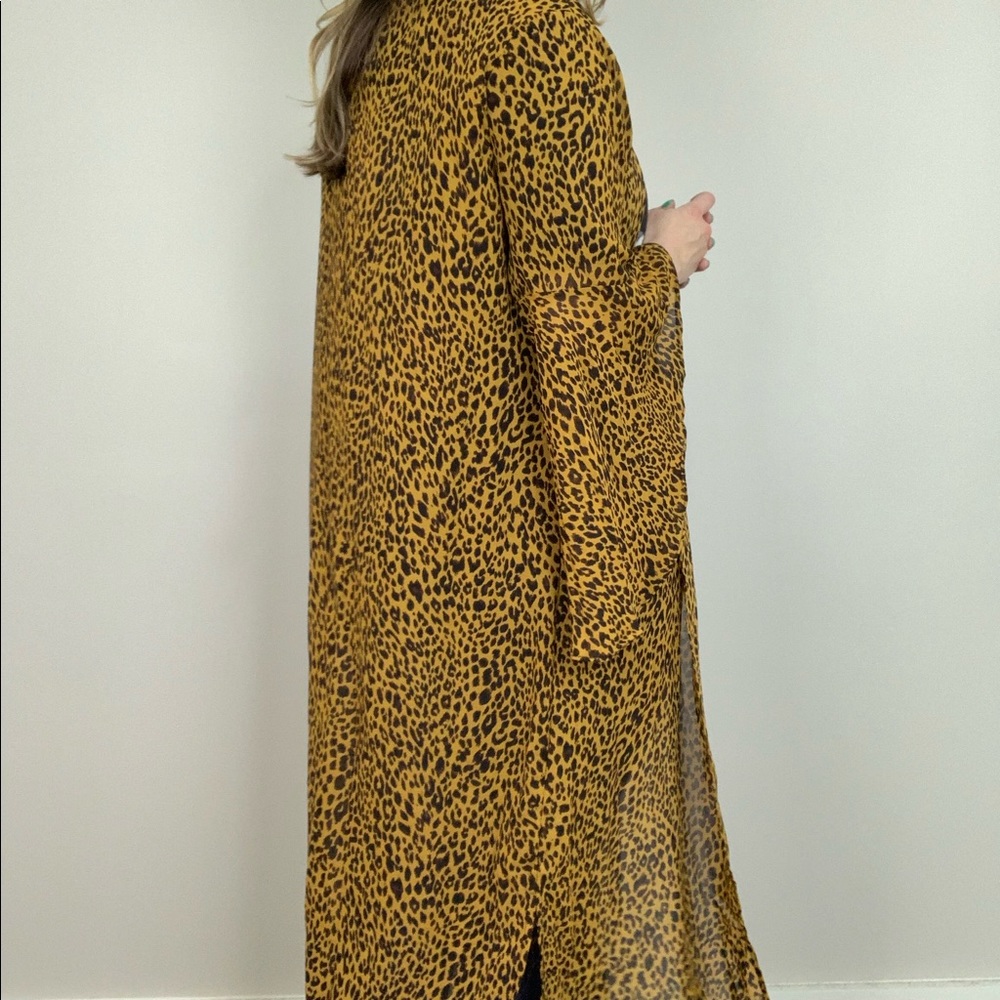 Walk On The Wild Side Leopard Kimono Duster - Picture 3 of 8